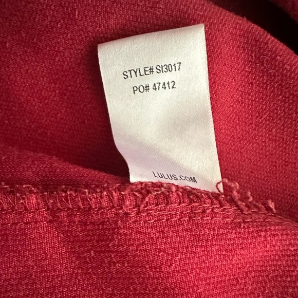 Lulus Moxie Wine Red Corduroy Skirt Size Medium With Snap fron - Picture 10 of 11
